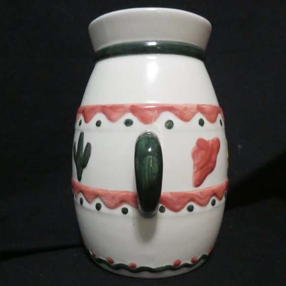 Cream colored vase with 2 handles, aztek design and hat, sun and cactus - Picture 4 of 8